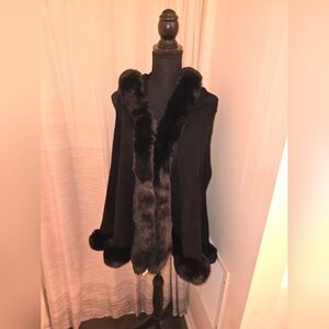 Black Faux Fur Trim Hooded Cape